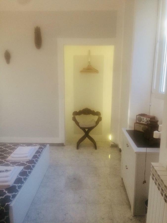 La Mole Apartment *
